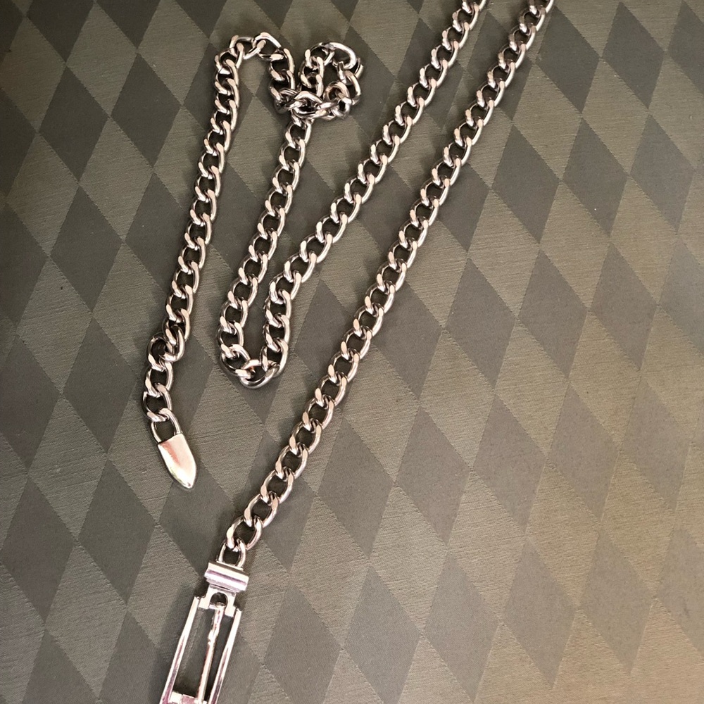 Vintage Silver-Tone Chain Belt – Adjustable Link Design